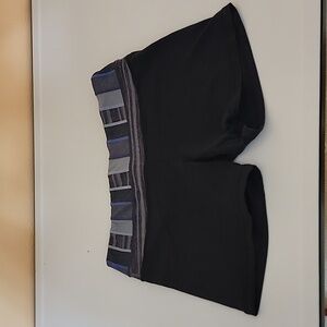 Lululemon shorts size 10 square black blocks